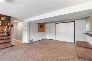 610 Vanalman Ave — listing photo 27 of 40