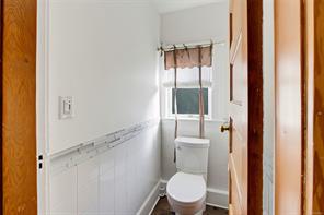 1271 McKenzie St — listing photo 41 of 78