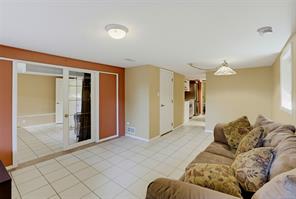 1271 McKenzie St — listing photo 52 of 78