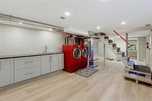 1271 McKenzie St — listing photo 65 of 78