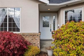 1049 Sunrise Dr — listing photo 19 of 40