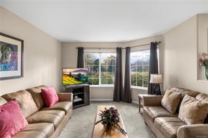1049 Sunrise Dr — listing photo 23 of 40
