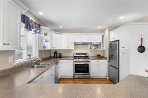 1049 Sunrise Dr — listing photo 30 of 40