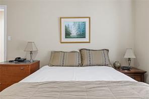 1049 Sunrise Dr — listing photo 35 of 40
