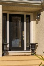 218 Beach Dr — listing photo 14 of 74