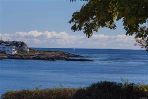 218 Beach Dr — listing photo 39 of 74