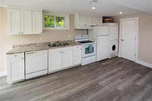 218 Beach Dr — listing photo 51 of 74
