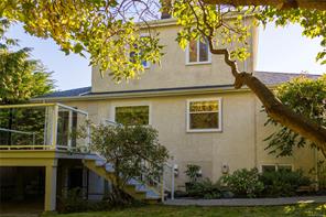 218 Beach Dr — listing photo 64 of 74
