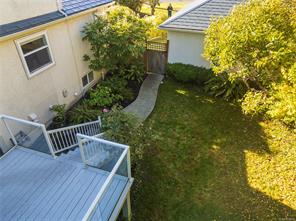 218 Beach Dr — listing photo 65 of 74