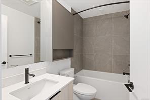 301-3564 Ryder Hesjedal Way — listing photo 23 of 30