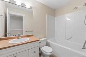 6347 Pinewood Lane — listing photo 25 of 37