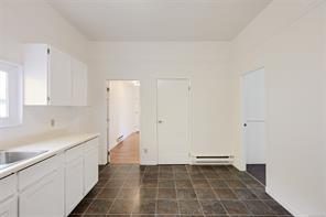 1620 Camosun St — listing photo 14 of 79