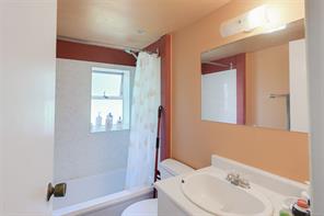 1620 Camosun St — listing photo 47 of 79