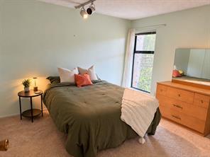 4039 Daffodil Pl — listing photo 13 of 32