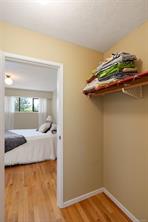 764 Mann Ave — listing photo 20 of 43