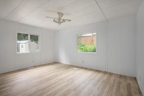 7353 Neva Rd — listing photo 20 of 38