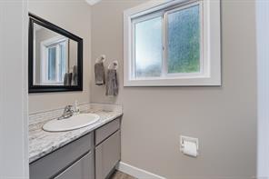 3161 Singleton Rd — listing photo 14 of 45