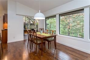 1043 Pondwood Lane — listing photo 13 of 53