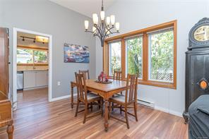 810 Colonia Dr — listing photo 17 of 59