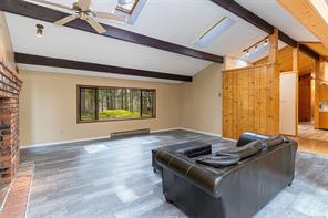 2298 Munn Rd — listing photo 16 of 66