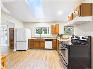 895 Brentwood Hts — listing photo 18 of 50