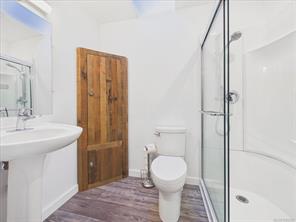895 Brentwood Hts — listing photo 25 of 50