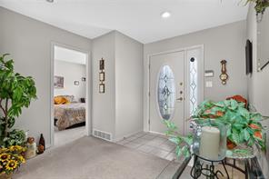 9-5608 Strathcona St — listing photo 18 of 31