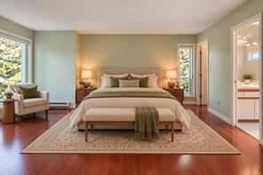 1055 Thistlewood Dr — listing photo 19 of 53