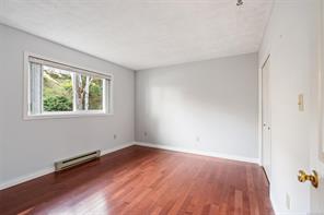 1055 Thistlewood Dr — listing photo 28 of 53