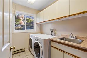 1055 Thistlewood Dr — listing photo 30 of 53