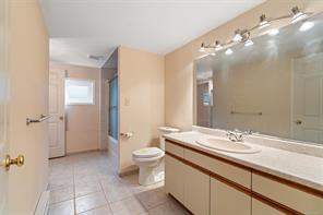 1055 Thistlewood Dr — listing photo 32 of 53