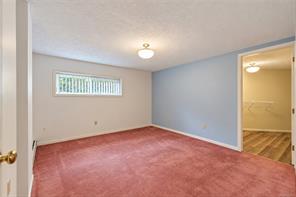 1055 Thistlewood Dr — listing photo 35 of 53