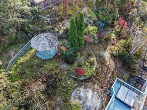1055 Thistlewood Dr — listing photo 44 of 53