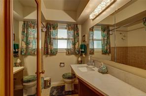 185 Garner Cres — listing photo 31 of 69