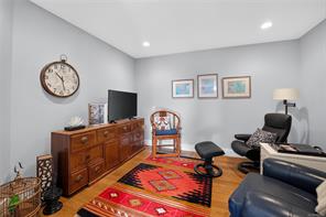294 Crabapple Cres — listing photo 33 of 59