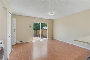 637 Jolly Pl — listing photo 14 of 42