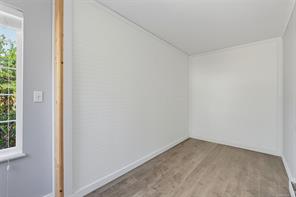 637 Jolly Pl — listing photo 32 of 42