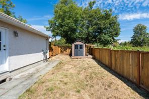 637 Jolly Pl — listing photo 33 of 42