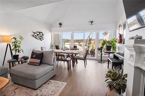 602-2560 Departure Bay Rd — listing photo 14 of 49