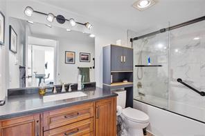 602-2560 Departure Bay Rd — listing photo 36 of 49