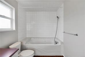 2837 Scott St — listing photo 38 of 43
