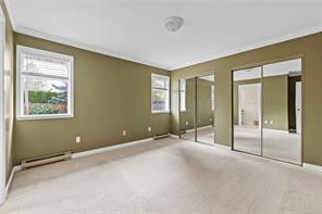 823 Yambury Rd — listing photo 15 of 33