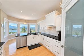 6097 Chippewa Rd — listing photo 14 of 83