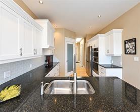 6097 Chippewa Rd — listing photo 15 of 83