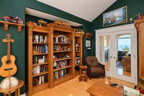 6097 Chippewa Rd — listing photo 34 of 83