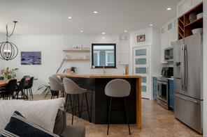 5546 Woodland Cres — listing photo 20 of 77