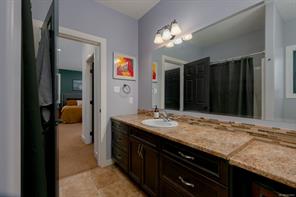 5546 Woodland Cres — listing photo 38 of 77
