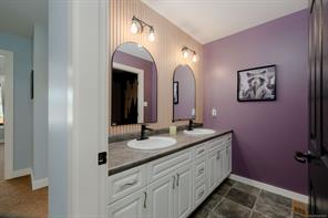 5546 Woodland Cres — listing photo 52 of 77