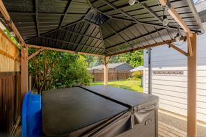 5546 Woodland Cres — listing photo 55 of 77