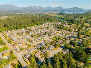 5546 Woodland Cres — listing photo 74 of 77